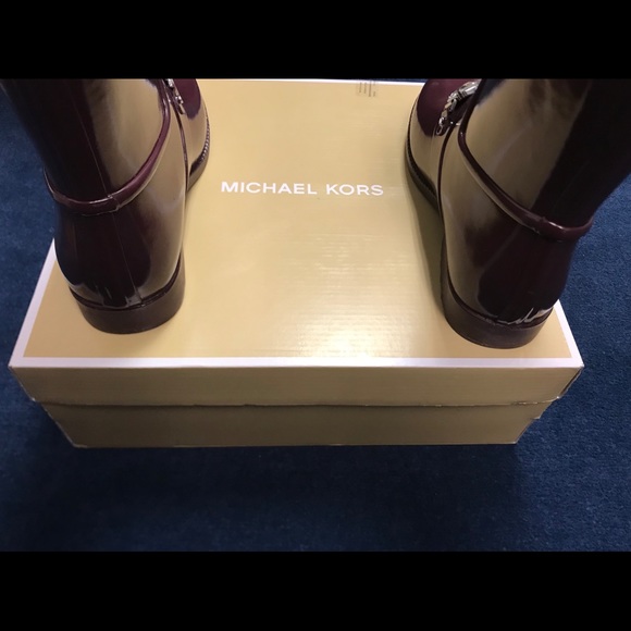 💕Host Pick💕 Adorable Michael Kors Rain Boots - Picture 5 of 7